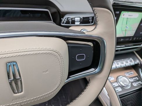 New 2025 Lincoln Nautilus Reserve image 21