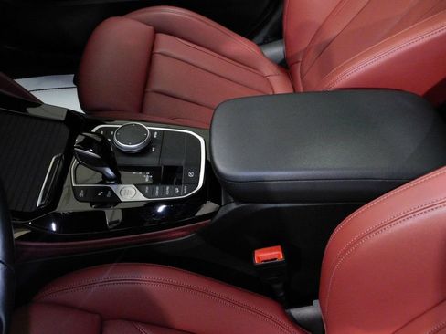 Used 2023 BMW X4 xDrive30i image 33