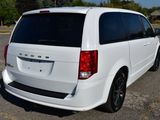 Used 2014 Dodge Grand Caravan SE image 5
