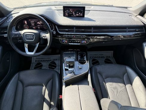 Used 2017 Audi Q7 3.0T Premium Plus w/ Premium Plus Package AWD/4WD image 18