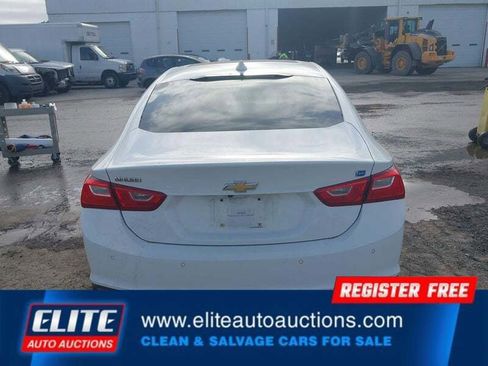Used 2017 Chevrolet Malibu Hybrid w/ Leather Package FWD image 32