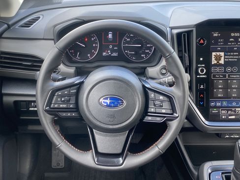 Certified 2025 Subaru Crosstrek 2.5i Limited w/ Crosstrek Mirror Package image 10