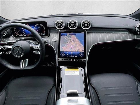 Used 2025 Mercedes-Benz C 300 Sedan image 16