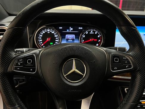 Used 2017 Mercedes-Benz E 300 image 23