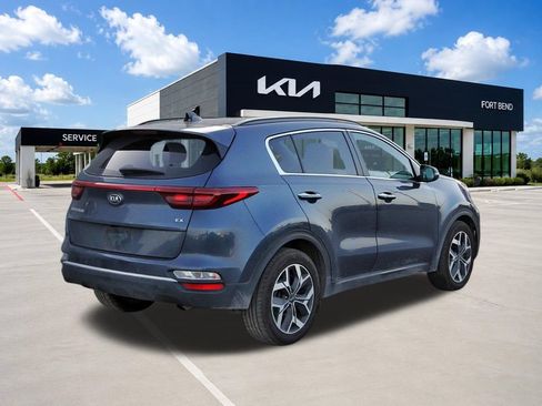 Used 2021 Kia Sportage EX w/ EX Technology Package FWD image 4