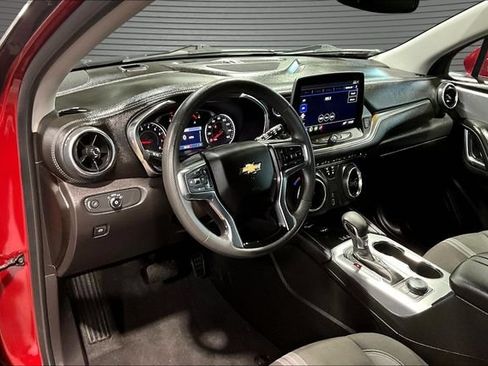 Certified 2024 Chevrolet Blazer LT w/ Convenience Package FWD image 15