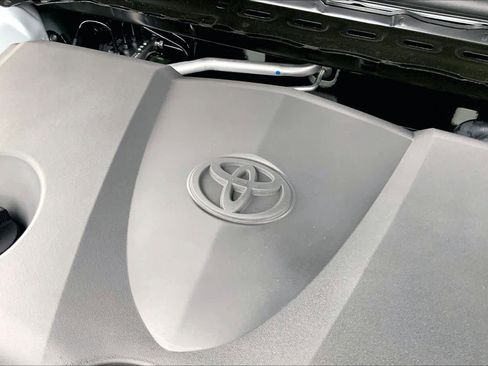 New 2026 Toyota Camry SE image 17