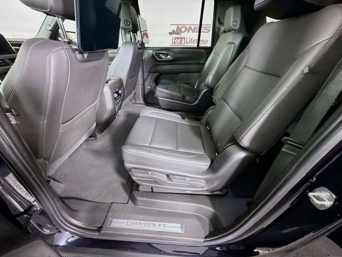 Used 2021 Chevrolet Suburban Z71 w/ Rear Media and Nav Package AWD/4WD image 29