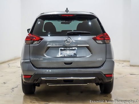 Used 2019 Nissan Rogue S image 7