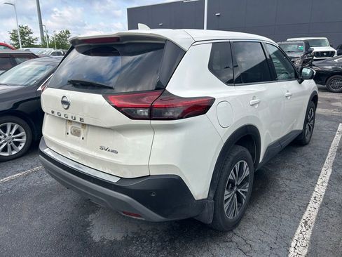 Used 2021 Nissan Rogue SV AWD/4WD image 3