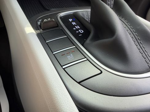 Certified 2026 Hyundai Kona SEL Sport image 40