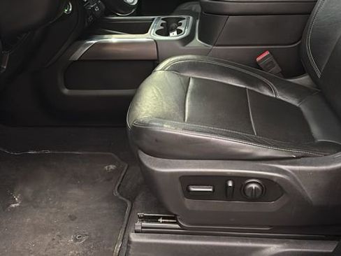 Used 2020 GMC Sierra 2500 SLT w/ SLT Premium Plus Package image 26