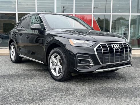 Certified 2024 Audi Q5 Premium AWD/4WD image 8