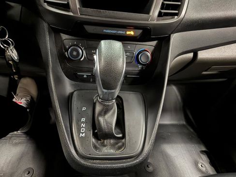 Used 2020 Ford Transit Connect XL image 39