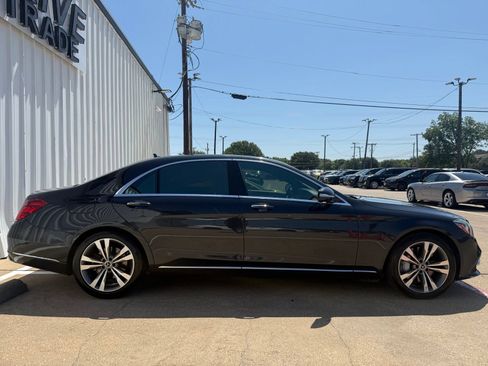 Used 2018 Mercedes-Benz S 560 Sedan image 8