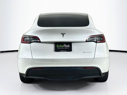 Used 2023 Tesla Model Y Long Range AWD/4WD image 7