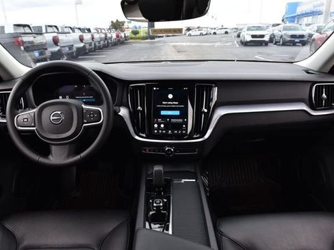 Used 2025 Volvo S60 B5 Core AWD/4WD image 7