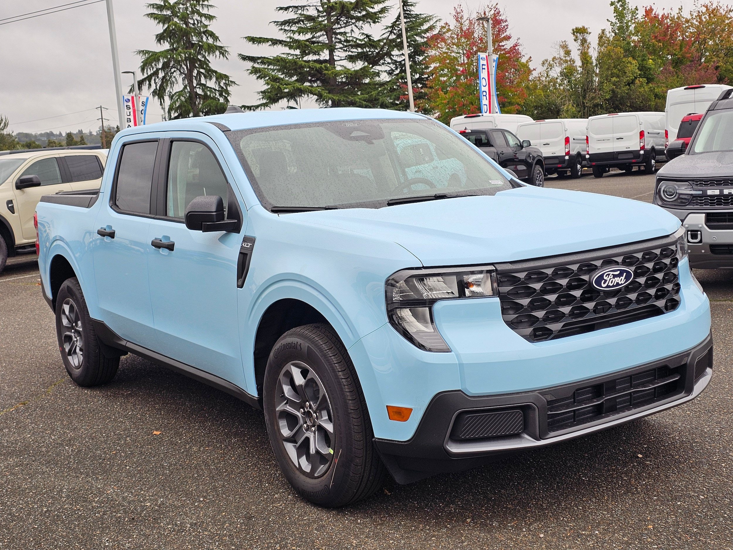 New 2026 Ford Maverick XLT w/ Equipment Group 301A AWD/4WD image 3