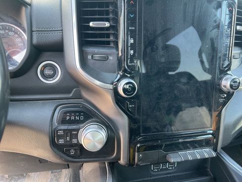 Used 2023 RAM 1500 Laramie AWD/4WD image 12