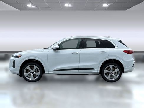 New 2026 Audi Q5 Premium AWD/4WD image 2