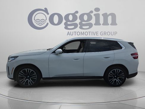 New 2026 BMW X3 xDrive30i w/ Convenience Package AWD/4WD image 2