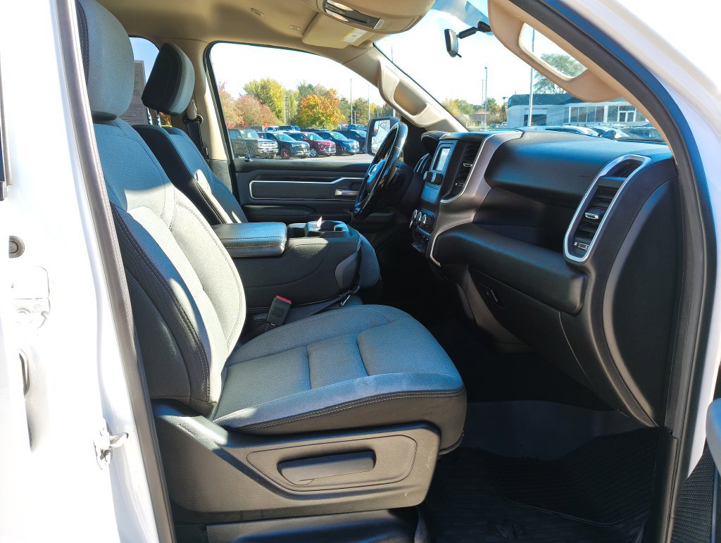 Used 2019 RAM 1500 Big Horn AWD/4WD image 12