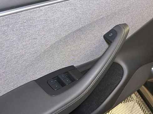 Used 2025 Tesla Model 3 Long Range RWD image 22