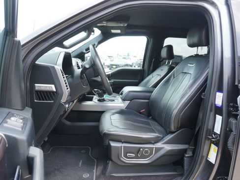 Used 2016 Ford F150 Platinum w/ Equipment Group 701A Luxury AWD/4WD image 7