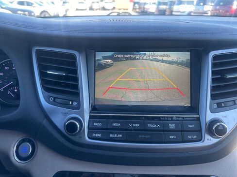 Used 2017 Hyundai Tucson SE Plus image 19