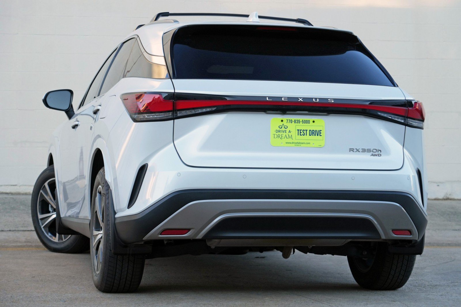 Used 2024 Lexus RX 350h w/ Convenience Package AWD/4WD image 6