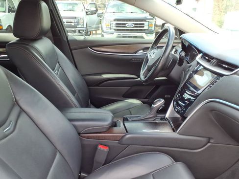 Used 2019 Cadillac XTS Luxury FWD image 11