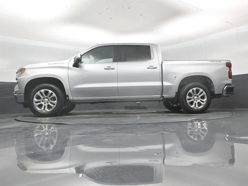 Used 2022 Chevrolet Silverado 1500 LTZ w/ Technology Package AWD/4WD image 52