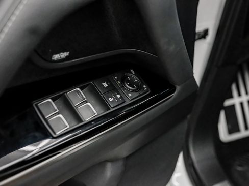 Used 2023 Lexus LX 600 F Sport image 53