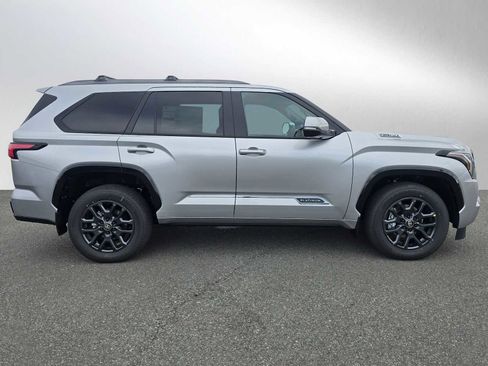 New 2026 Toyota Sequoia Platinum image 8