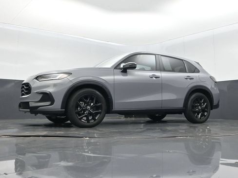 Used 2025 Honda HR-V Sport image 13