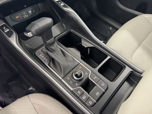 New 2025 Kia Sorento S image 15