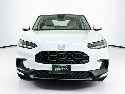 Used 2024 Honda HR-V LX image 2