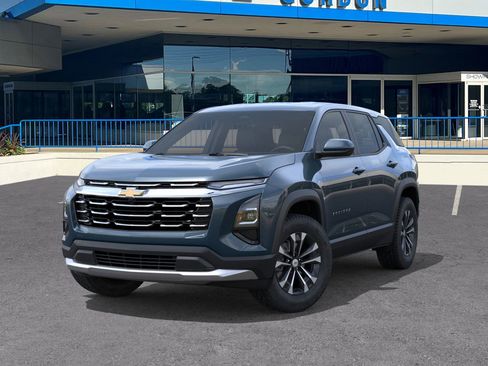 New 2026 Chevrolet Equinox LT w/ Convenience Package II image 6