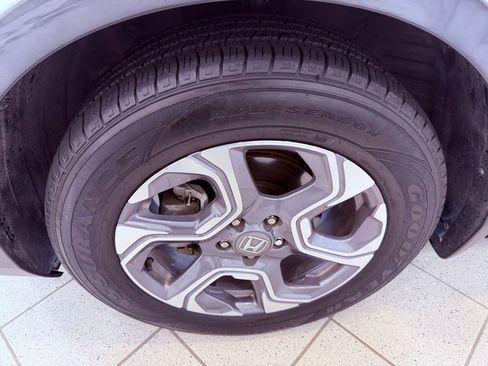 Used 2019 Honda CR-V EX image 16