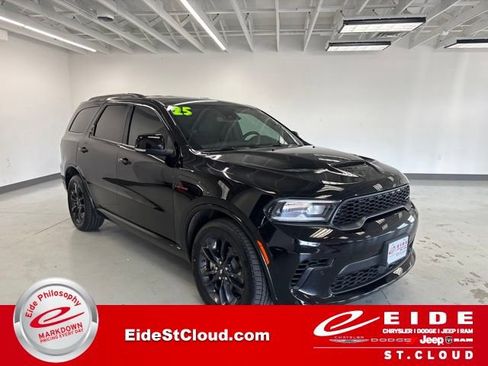Used 2025 Dodge Durango R/T AWD/4WD image 1