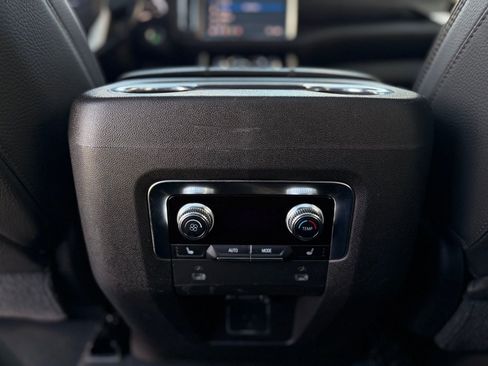 Used 2021 GMC Yukon XL Denali w/ Advanced Technology Package image 36