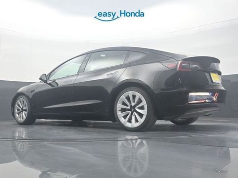 Used 2022 Tesla Model 3 Long Range AWD/4WD image 29
