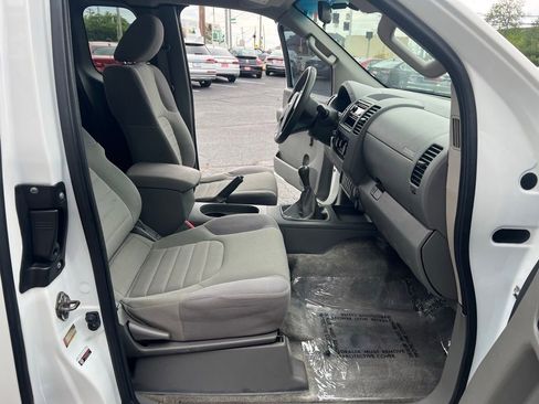 Used 2013 Nissan Frontier S w/ S Preferred Pkg RWD image 21