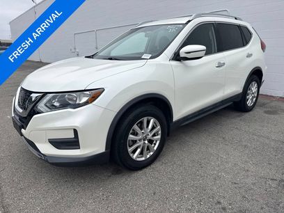 Used 2018 Nissan Rogue SV