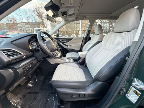 Used 2023 Subaru Forester Premium image 13