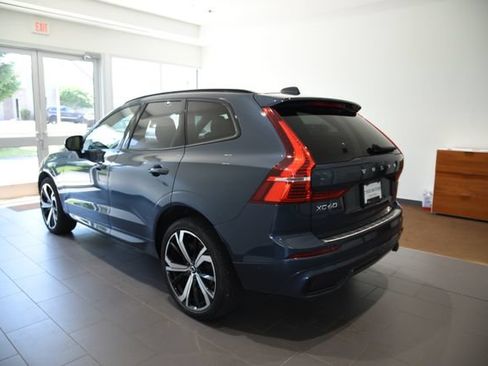 Used 2024 Volvo XC60 T8 Ultimate w/ Protection Package Premier AWD/4WD image 2