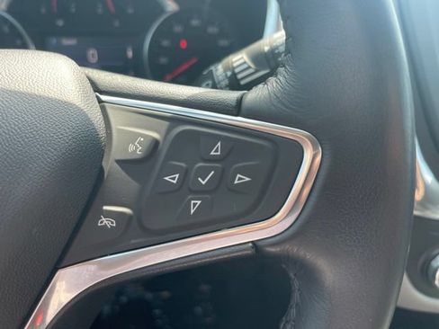 Used 2019 Chevrolet Equinox LT FWD image 21