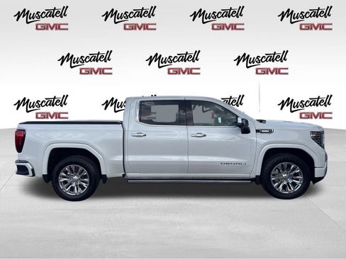 Used 2025 GMC Sierra 1500 Denali w/ Technology Package AWD/4WD image 2