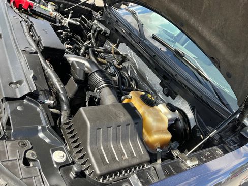 Used 2013 Ford F150 XLT w/ Mid Equipment Group RWD image 38