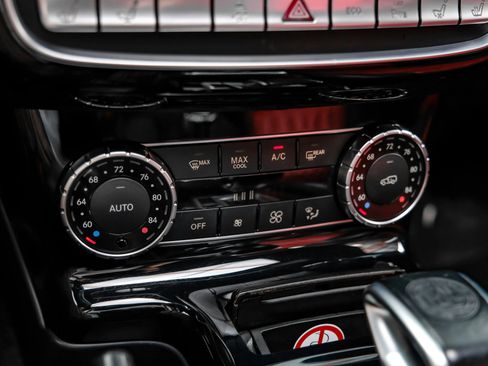 Used 2015 Mercedes-Benz G 63 AMG 4MATIC w/ PA6 Package image 23